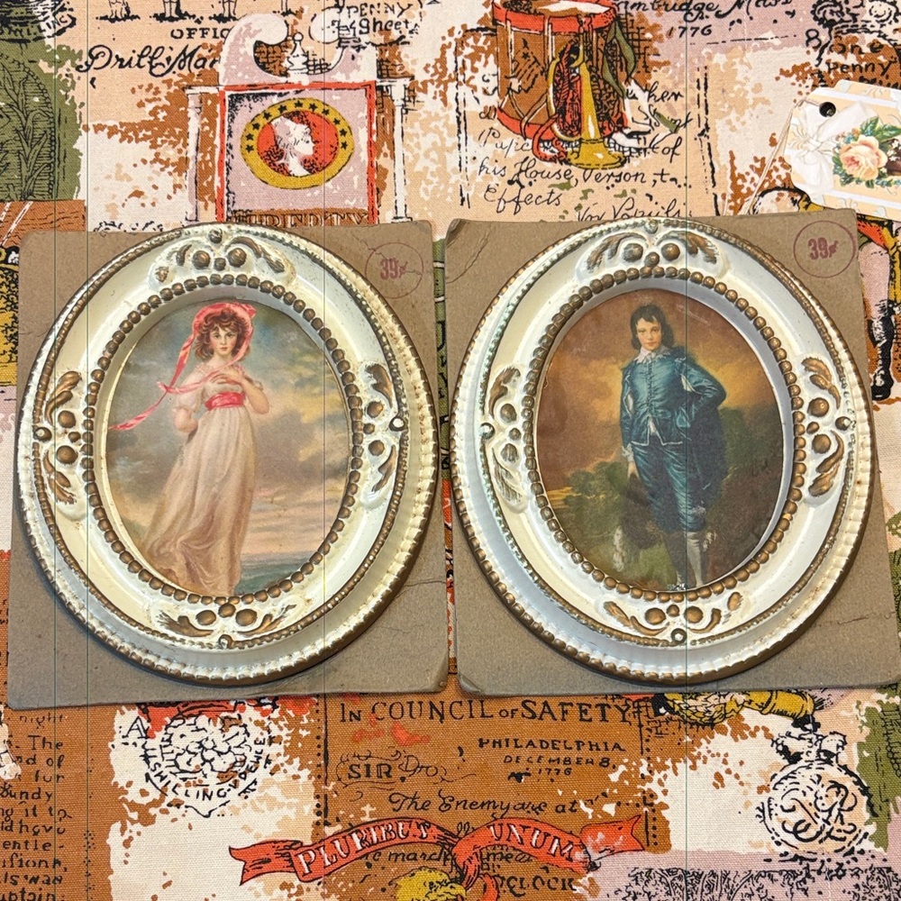 Vintage Blue Boy and Pink Girl Oval Frames with Picture
